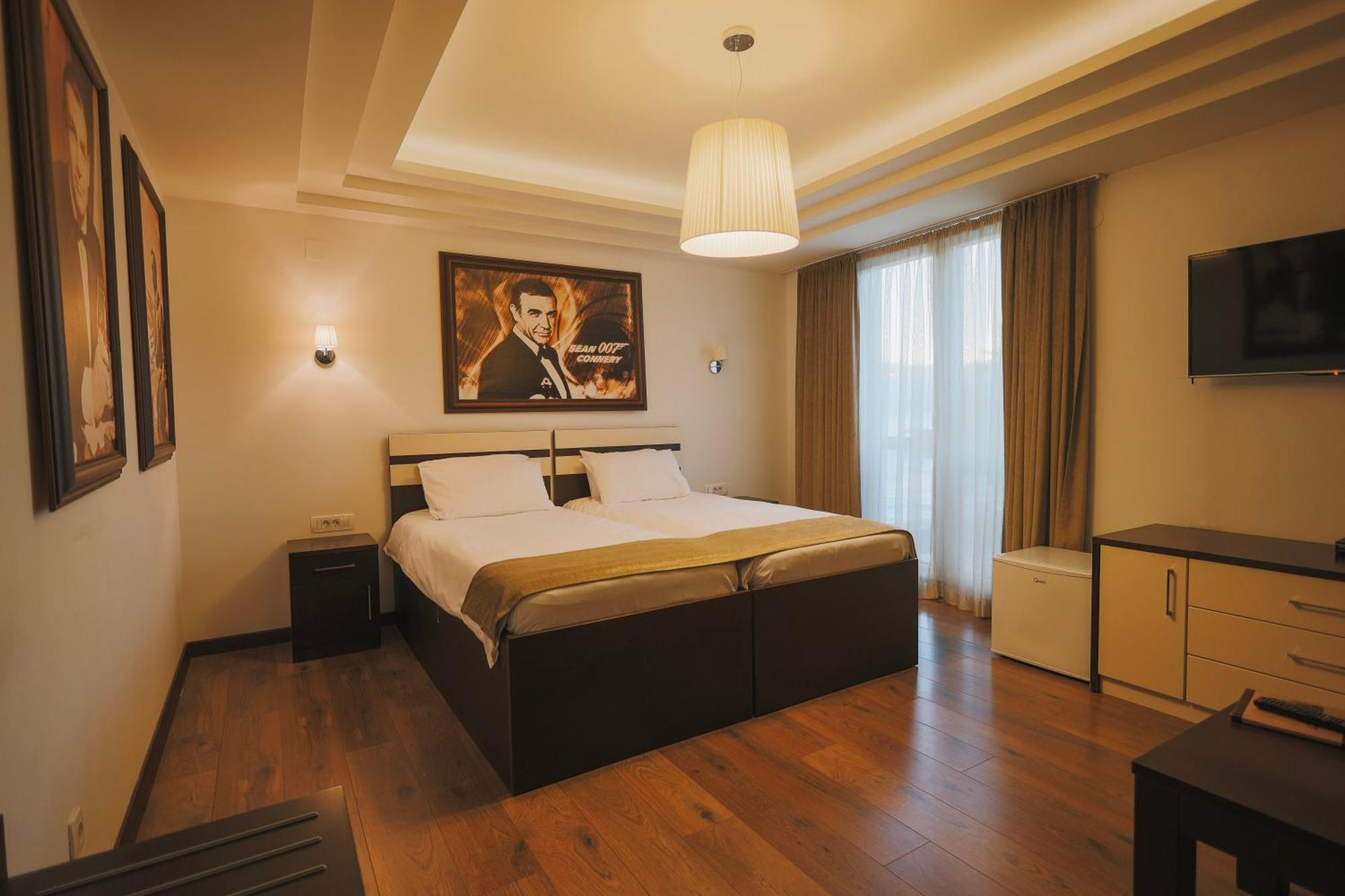 Mr.I Boutique Hotel & Bar โอครีด ภายนอก รูปภาพ