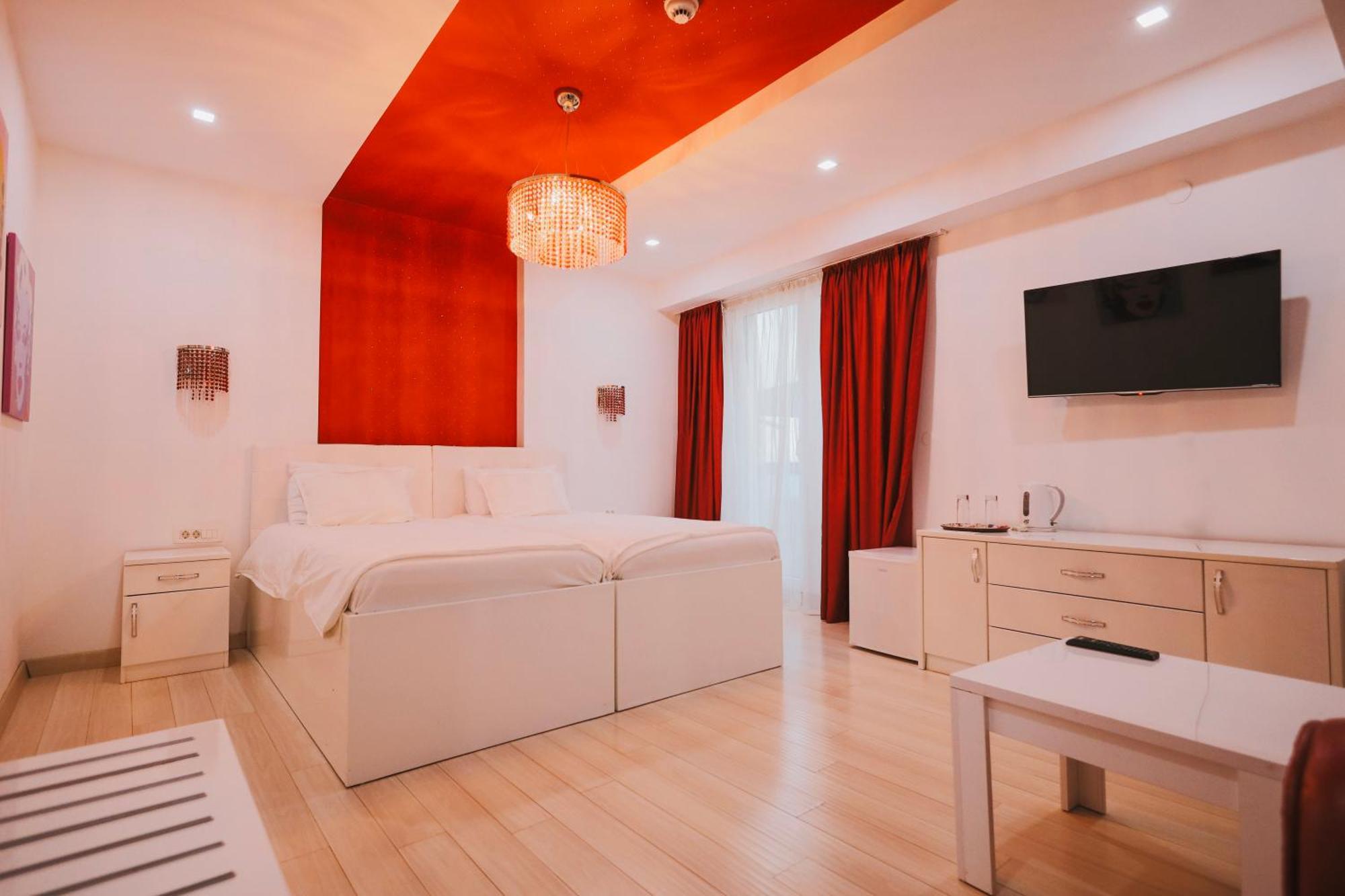 Mr.I Boutique Hotel & Bar โอครีด ภายนอก รูปภาพ