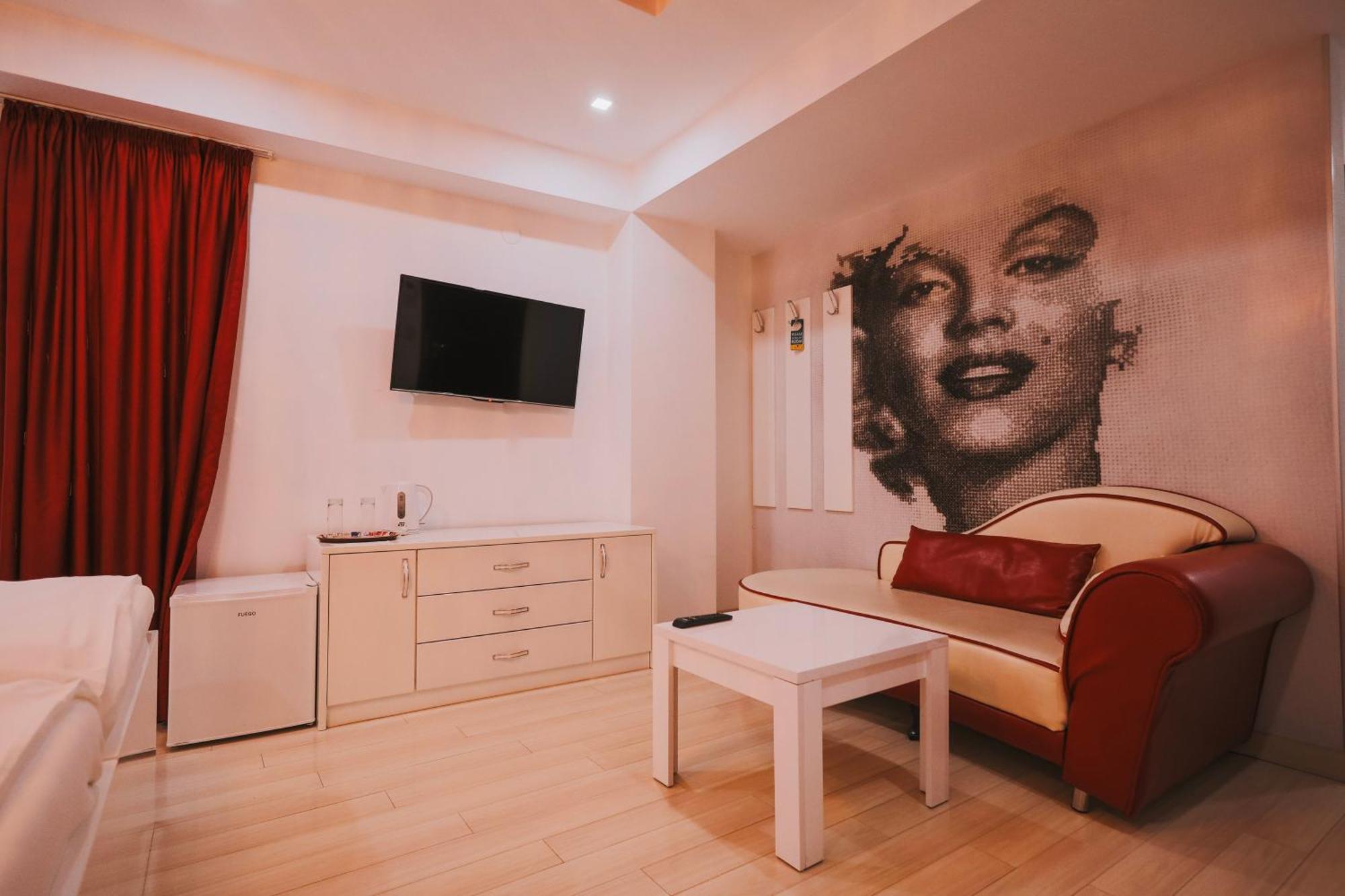 Mr.I Boutique Hotel & Bar โอครีด ภายนอก รูปภาพ